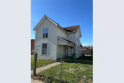 731 S Lawn Avenue, Coshocton, OH 43812 - Photo 1