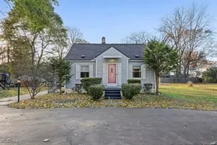 406 S Cleveland Ave, Mogadore, OH 44260 - Photo 1