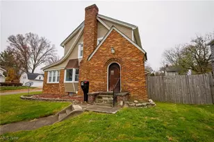 787 Greenwood Ave, Akron, OH 44320 - Photo 1