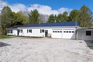 1320 Lake Dr, Ashland, OH 44805 - Photo 1