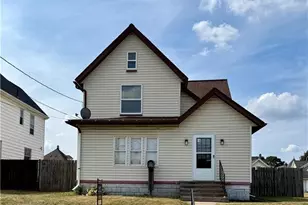 633 Park Ave SW, Canton, OH 44706 - Photo 1