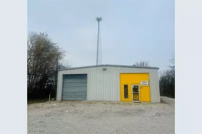 320 Woodvue Lane, Wintersville, OH 43953 - Photo 1