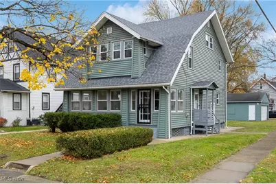 126 E Mapledale Avenue, Akron, OH 44301 - Photo 1