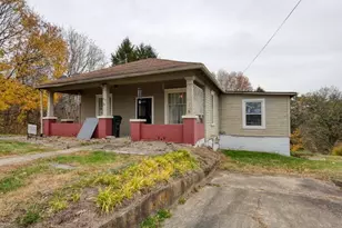 818 Highland, Cambridge, OH 43725 - Photo 1