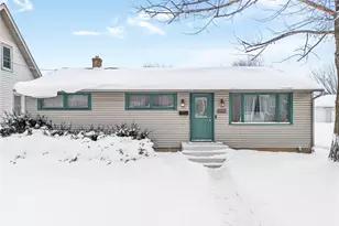 1208 Roslyn Ave SW, Canton, OH 44710 - Photo 1