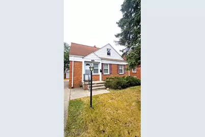 5736 South Boulevard, Maple Heights, OH 44137 - Photo 1