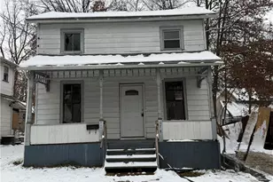 374 E Voris St, Akron, OH 44311 - Photo 1