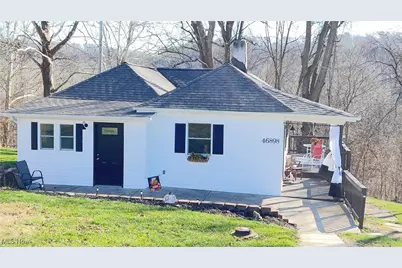 46898 Columbia Street, St Clairsville, OH 43950 - Photo 1