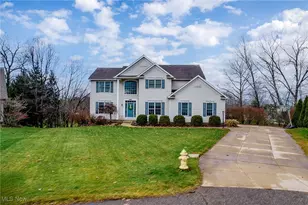 4212 Devonshire Ct, Akron, OH 44321 - Photo 1