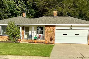 1591 Windsor Cir, Loveland, OH 44124 - Photo 1