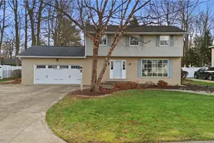 2538 Ironstone St NE, Canton, OH 44705 - Photo 1