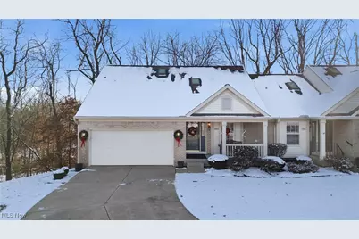 4402 Dalbury Avenue NE, Canton, OH 44714 - Photo 1