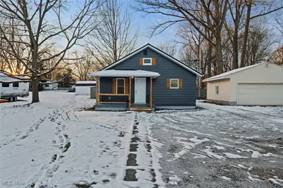 616 Johnson Avenue, Alliance, OH 44601 - Photo 1