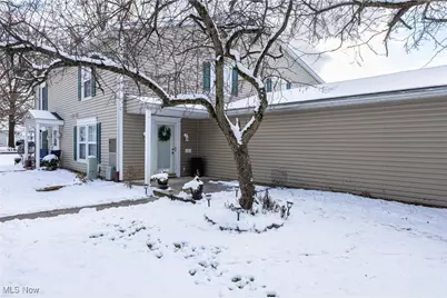 589 Canterbury Lane #B-13, Medina, OH 44256 - Photo 1
