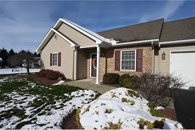 170 Sandy Court #7, New Middletown, OH 44442 - Photo 1