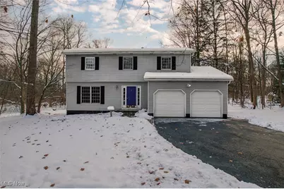 9201 Old Meadow Drive, Chagrin Falls, OH 44023 - Photo 1