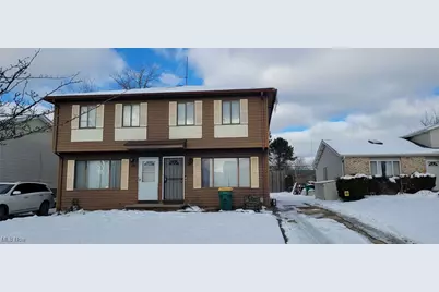 19113 Watercrest Avenue, Maple Heights, OH 44137 - Photo 1