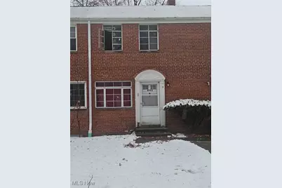 470 Kenwood Drive #D, Euclid, OH 44123 - Photo 1
