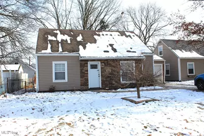 2911 Oakwood Drive, Cuyahoga Falls, OH 44221 - Photo 1