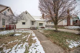 1805 Gibbs Ave NE, Canton, OH 44705 - Photo 1
