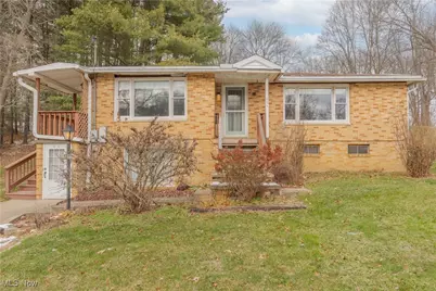 121 Waynesburg Road NW, Carrollton, OH 44615 - Photo 1