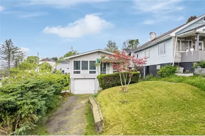 560 W 44th Street, Shadyside, OH 43947 - Photo 1