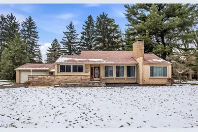 1039 Glamorgan Street, Alliance, OH 44601 - Photo 1