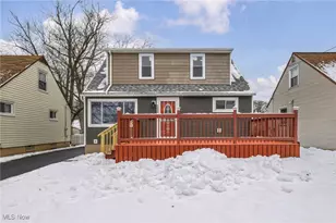 15013 Lotus Dr, Loveland, OH 44128 - Photo 1