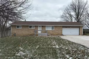 2434 Saratoga Ave SW, Canton, OH 44706 - Photo 1