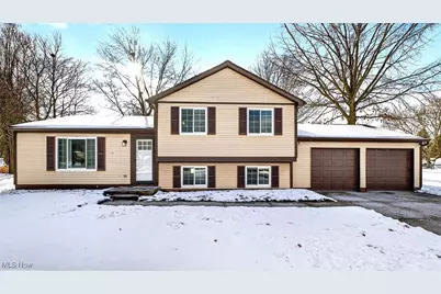 1028 Sherwood Drive, Macedonia, OH 44056 - Photo 1