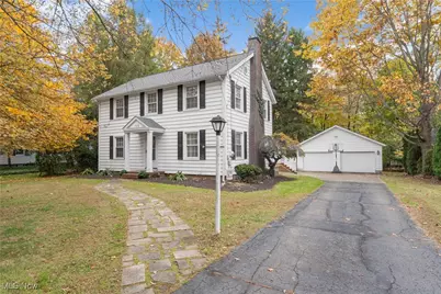 720 Knoll Street SE, Canton, OH 44709 - Photo 1