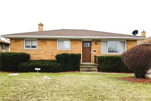 14621 St James Ave, Loveland, OH 44135 - Photo 1