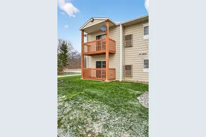 10373 Glenway Drive #202, Twinsburg, OH 44087 - Photo 1