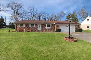3472 N Karwood Dr, Port Clinton, OH 43452 - Photo 1