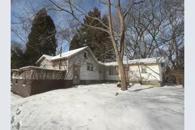 4008 Burke Avenue, Louisville, OH 44641 - Photo 1