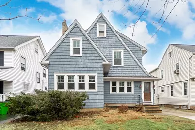 315 E 210th Street, Euclid, OH 44123 - Photo 1