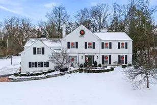 201 Hampshire Rd, Akron, OH 44313 - Photo 1