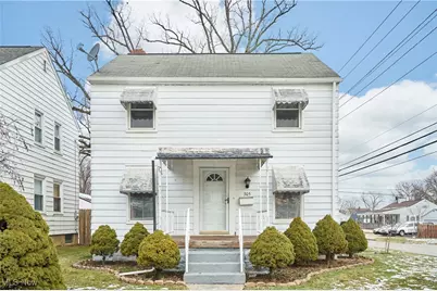 305 Hayes Avenue, Cuyahoga Falls, OH 44221 - Photo 1