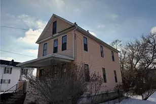 158 16th St NW, Barberton, OH 44203 - Photo 1