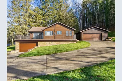 9480 Lakewood Drive NE, Mineral City, OH 44656 - Photo 1