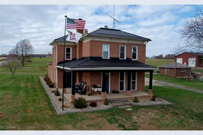 4655 Dundee Strasburg Road NW, Strasburg, OH 44680 - Photo 1