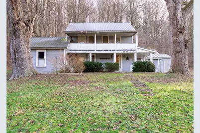 1573 Barnhill Road SE, New Philadelphia, OH 44663 - Photo 1