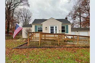 5589 Middletown Road E, New Middletown, OH 44442 - Photo 1