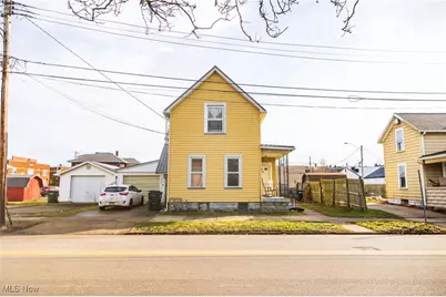 210 W 4th Street, Dover, OH 44622 - Photo 1