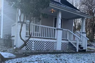 669 N Way St, Barberton, OH 44203 - Photo 1