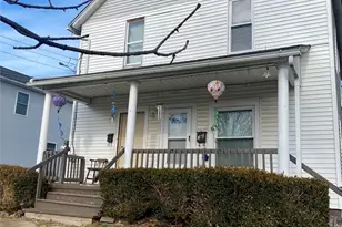 39 Brown St, Barberton, OH 44203 - Photo 1