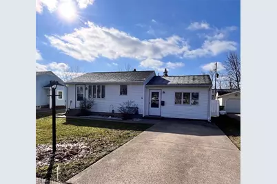 2130 E 44th Street, Ashtabula, OH 44004 - Photo 1