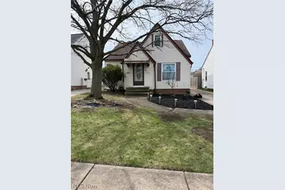 6707 Thornton Drive, Parma, OH 44129 - Photo 1