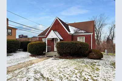 121 Buena Vista Boulevard, Steubenville, OH 43952 - Photo 1