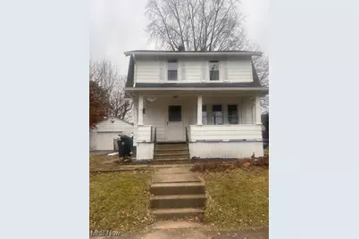 1796 Bonnie Brae NE, Warren, OH 44483 - Photo 1